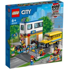 LEGO® City Diena mokykloje 60329